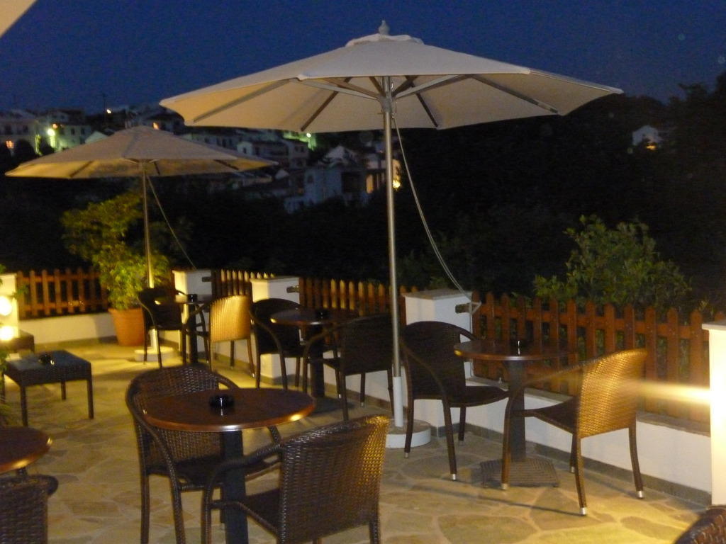 Hotel Golden Sun Kokkari Exterior foto